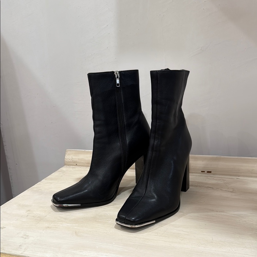 Steve Madden Black Heeled Boots